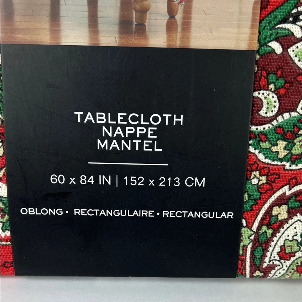 Ralph Lauren Tablecloth 60 x 84 and 4 Napkins Red & Green Paisley Christmas NEW